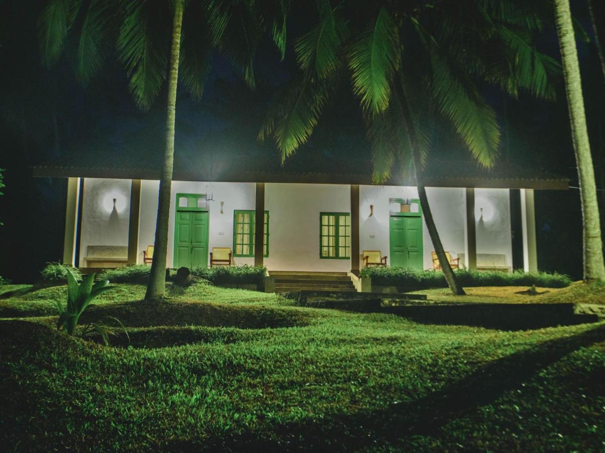 Thalpe Walawwa Heritage Villa Unawatuna Exterior foto